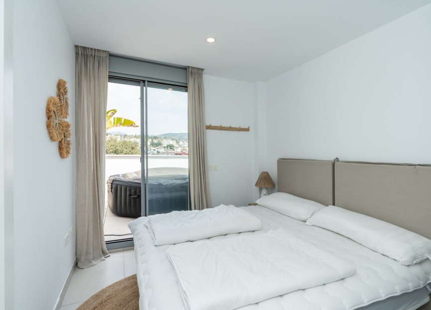 Resale - Apartment - Penthouse - Marbella - Elviria