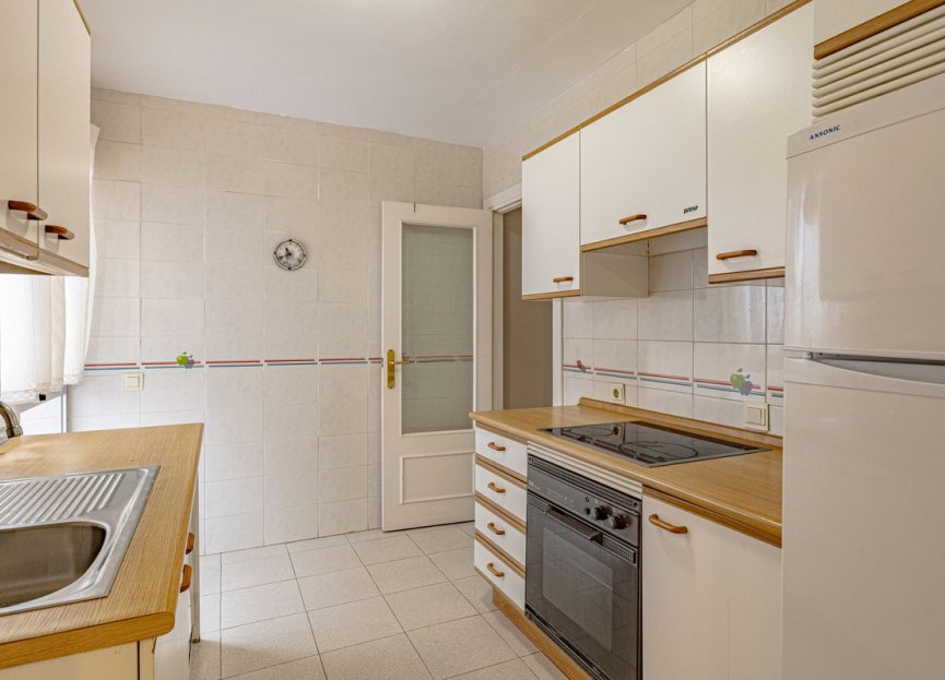 Resale - Apartment - Middle Floor Apartment - Fuengirola - Fuengirola Centro