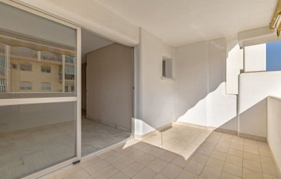 Resale - Apartment - Middle Floor Apartment - Fuengirola - Fuengirola Centro