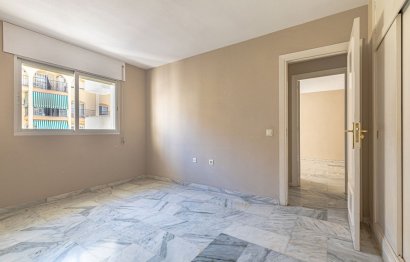 Resale - Apartment - Middle Floor Apartment - Fuengirola - Fuengirola Centro