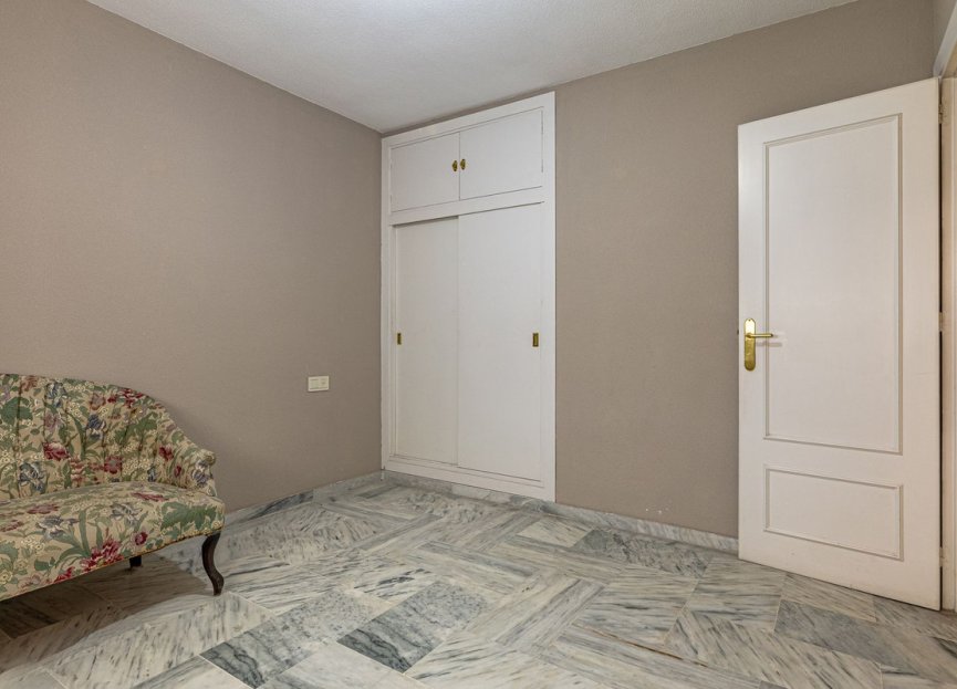 Resale - Apartment - Middle Floor Apartment - Fuengirola - Fuengirola Centro