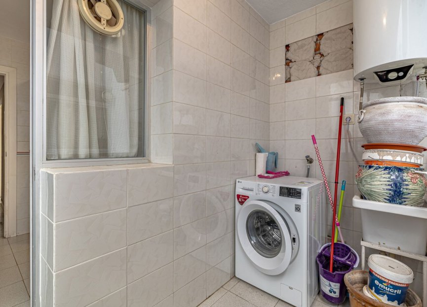 Resale - Apartment - Middle Floor Apartment - Fuengirola - Fuengirola Centro