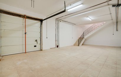 Resale - House - Detached Villa - Estepona - Estepona Centro