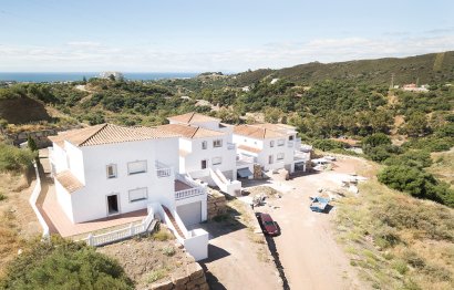 Resale - House - Detached Villa - Estepona - Estepona Centro