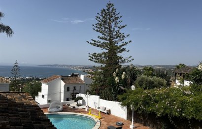 Resale - House - Detached Villa - Estepona - Estepona Centro