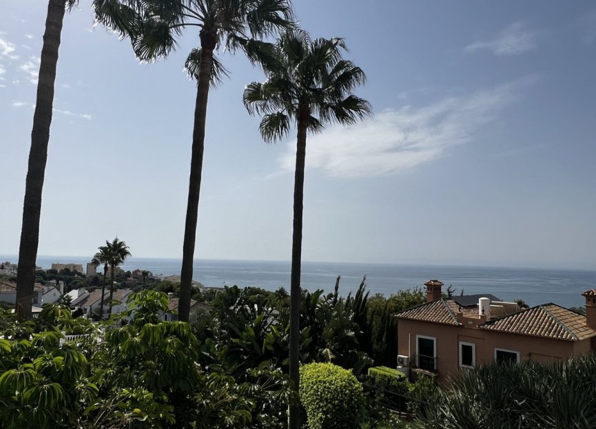 Resale - House - Detached Villa - Estepona - Estepona Centro