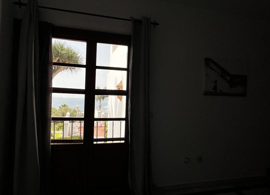 Resale - House - Detached Villa - Estepona - Estepona Centro