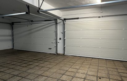 Resale - House - Detached Villa - Estepona - Estepona Centro