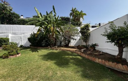 Resale - House - Detached Villa - Estepona - Estepona Centro