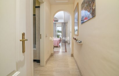 Resale - Apartment - Middle Floor Apartment - Marbella - The Golden Mile