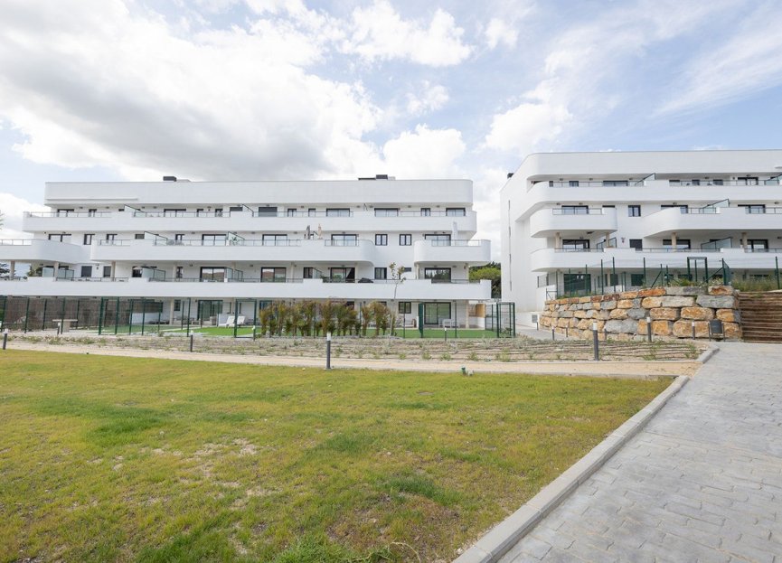 Resale - Ground floor apartment - Estepona - Estepona Centro