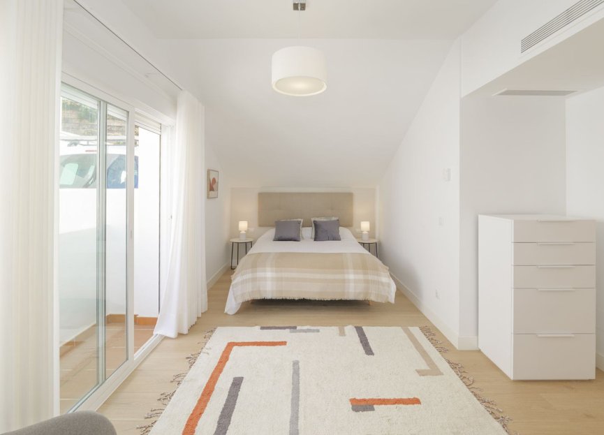 Resale - House - Semi-Detached House - Benalmádena - Benalmadena Centro