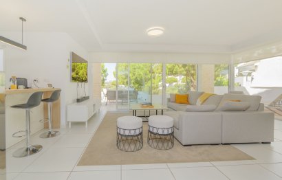 Resale - House - Semi-Detached House - Benalmádena - Benalmadena Centro