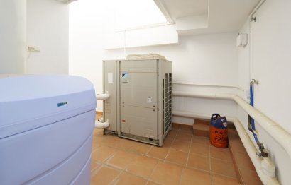 Resale - House - Semi-Detached House - Benalmádena - Benalmadena Centro