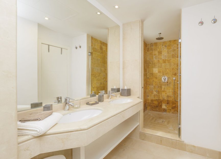 Resale - House - Semi-Detached House - Benalmádena - Benalmadena Centro