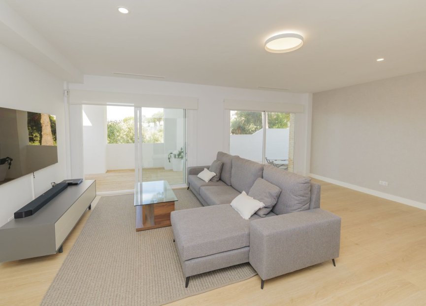 Resale - House - Semi-Detached House - Benalmádena - Benalmadena Centro