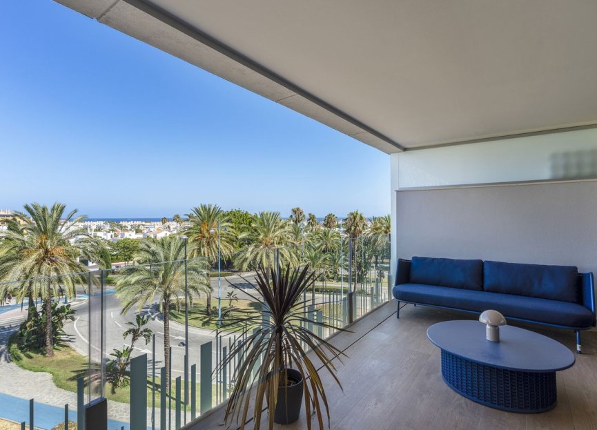 Resale - Apartment - Middle Floor Apartment - Marbella - San Pedro De Alcantara