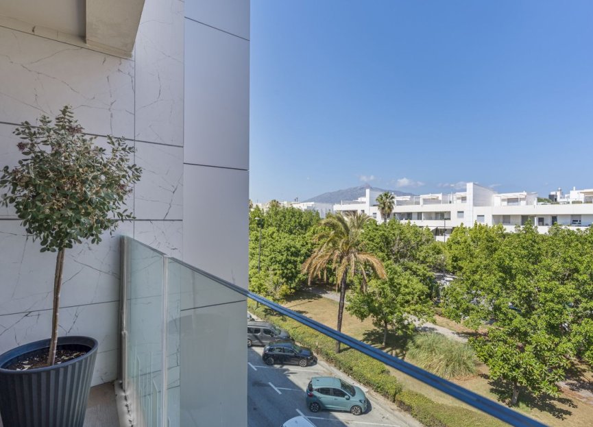 Resale - Apartment - Middle Floor Apartment - Marbella - San Pedro De Alcantara
