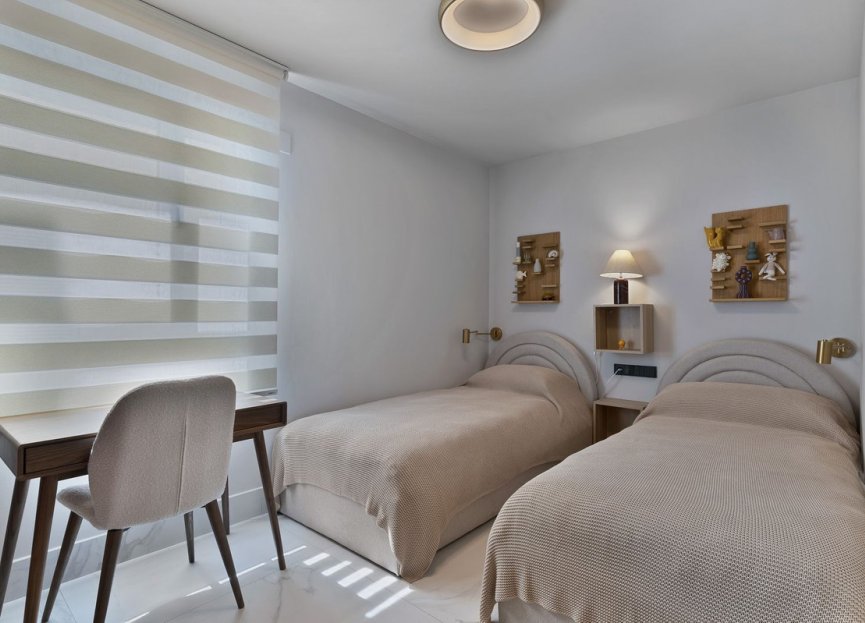 Resale - Apartment - Middle Floor Apartment - Marbella - San Pedro De Alcantara