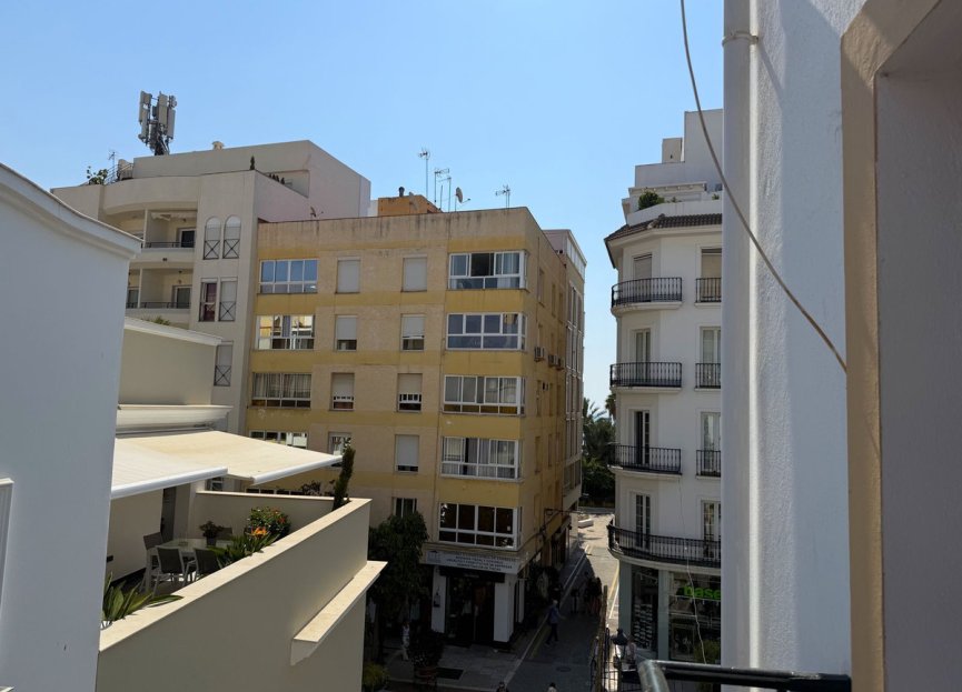 Reventa - Apartment - Top Floor Apartment - Estepona - Estepona Centro