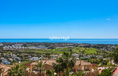 Resale - Apartment - Penthouse - Benahavís - Benahavís Centro