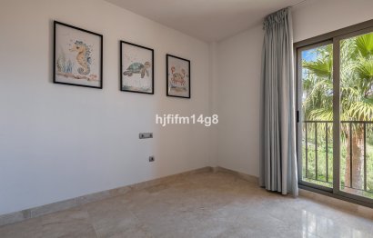 Resale - Apartment - Penthouse - Benahavís - Benahavís Centro