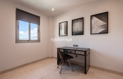 Resale - Apartment - Penthouse - Benahavís - Benahavís Centro