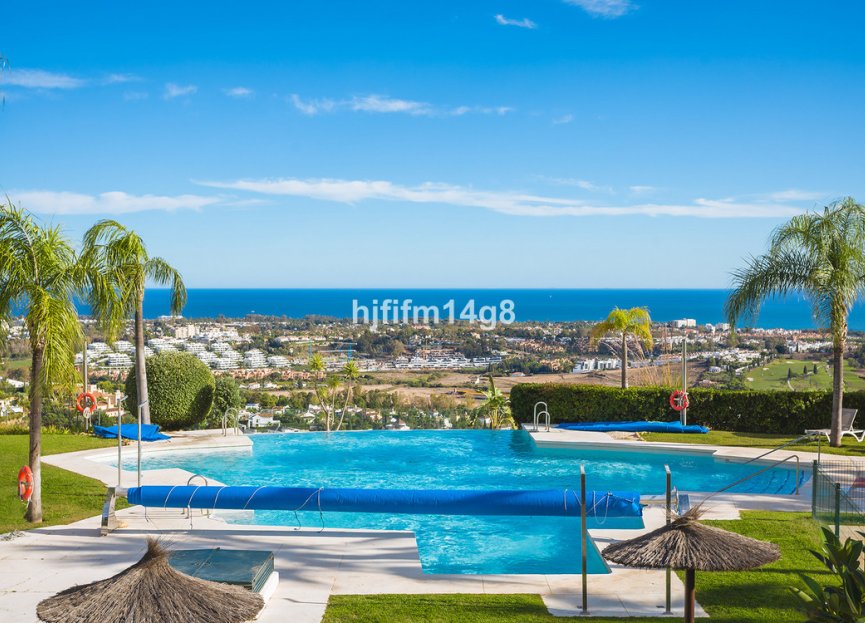 Resale - Apartment - Penthouse - Benahavís - Benahavís Centro