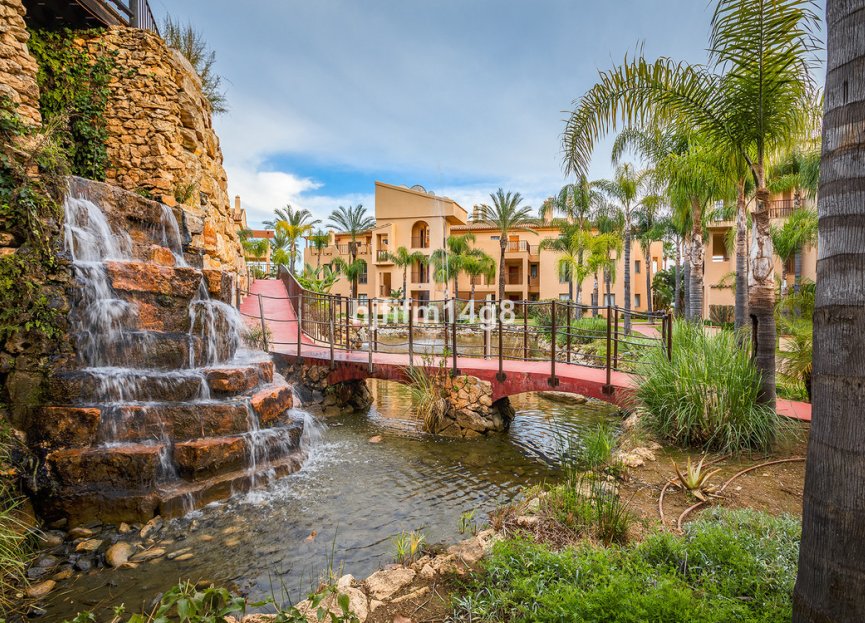 Resale - Apartment - Penthouse - Benahavís - Benahavís Centro