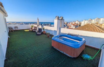 Resale - Apartment - Penthouse - Estepona - Estepona Centro