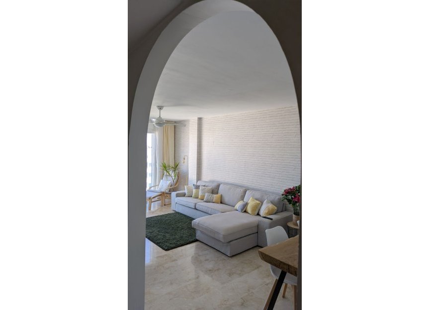 Resale - Apartment - Penthouse - Estepona - Estepona Centro