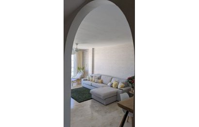 Resale - Apartment - Penthouse - Estepona - Estepona Centro