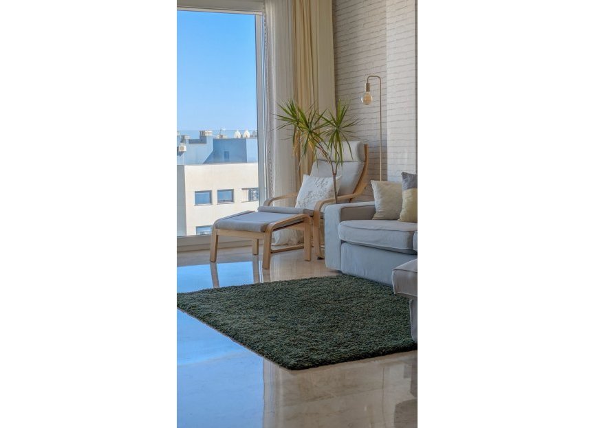 Resale - Apartment - Penthouse - Estepona - Estepona Centro