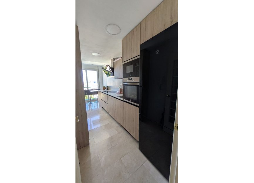 Resale - Apartment - Penthouse - Estepona - Estepona Centro
