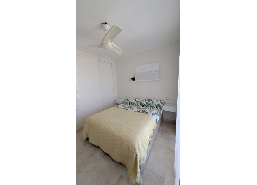 Resale - Apartment - Penthouse - Estepona - Estepona Centro
