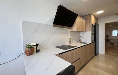 Resale - Apartment - Penthouse - Estepona - Estepona Centro