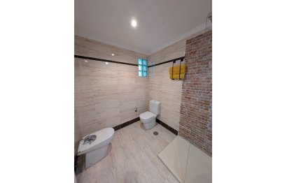 Resale - Apartment - Penthouse - Estepona - Estepona Centro
