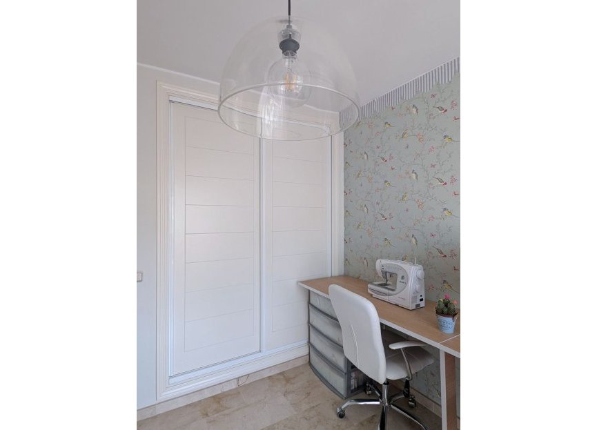 Resale - Apartment - Penthouse - Estepona - Estepona Centro