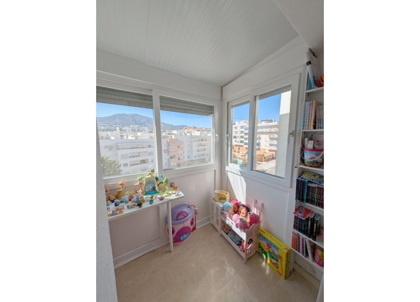 Resale - Apartment - Penthouse - Estepona - Estepona Centro
