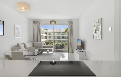 Resale - Apartment - Middle Floor Apartment - Estepona - Estepona Centro