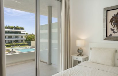 Resale - Apartment - Middle Floor Apartment - Estepona - Estepona Centro