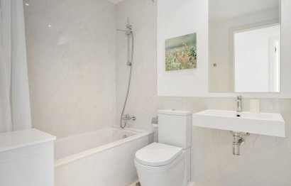 Resale - Apartment - Middle Floor Apartment - Estepona - Estepona Centro