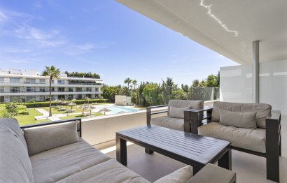 Resale - Apartment - Middle Floor Apartment - Estepona - Estepona Centro