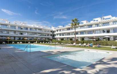 Resale - Apartment - Middle Floor Apartment - Estepona - Estepona Centro