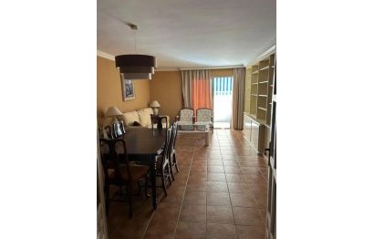 Resale - Apartment - Middle Floor Apartment - Marbella - Marbella Centro