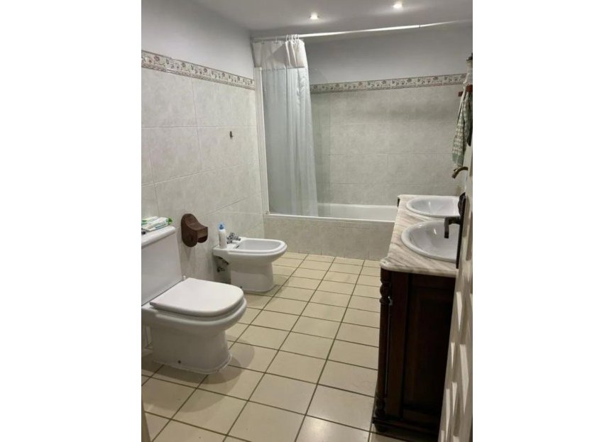 Resale - Apartment - Middle Floor Apartment - Marbella - Marbella Centro