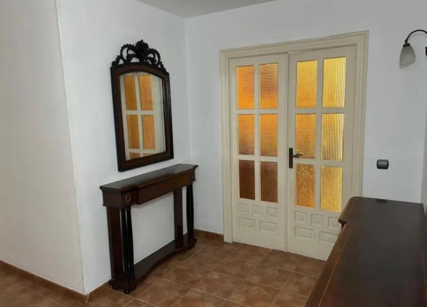 Resale - Apartment - Middle Floor Apartment - Marbella - Marbella Centro