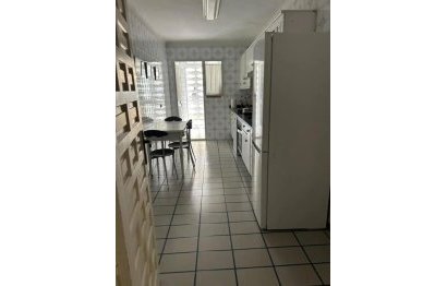 Resale - Apartment - Middle Floor Apartment - Marbella - Marbella Centro