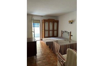 Resale - Apartment - Middle Floor Apartment - Marbella - Marbella Centro