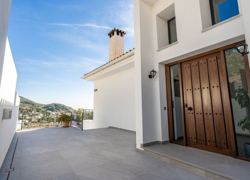 Resale - House - Detached Villa - Mijas